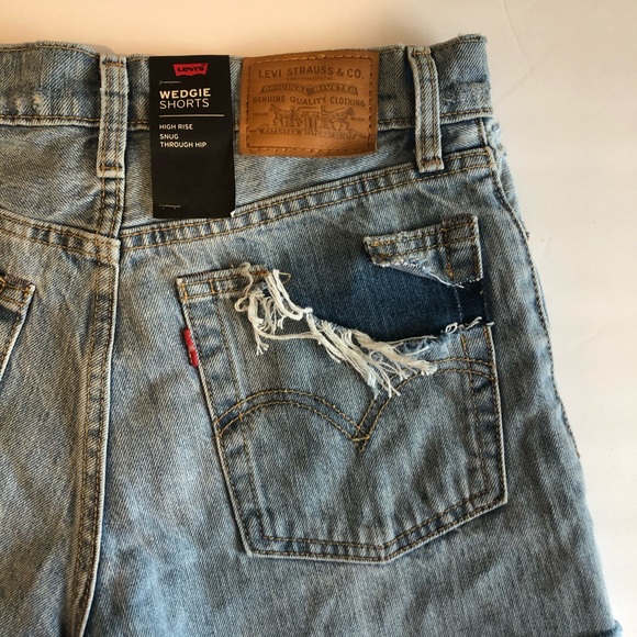 levi's premium wedgie shorts
